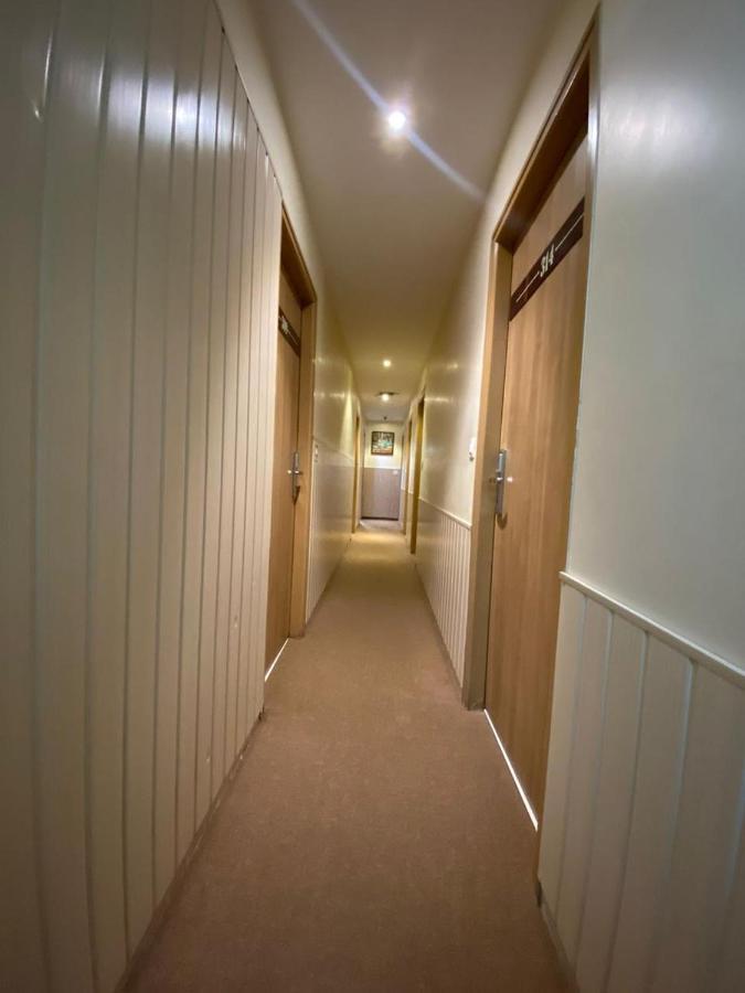Hotel Airport Prime -Near Mumbai International Airport Andheri East מראה חיצוני תמונה