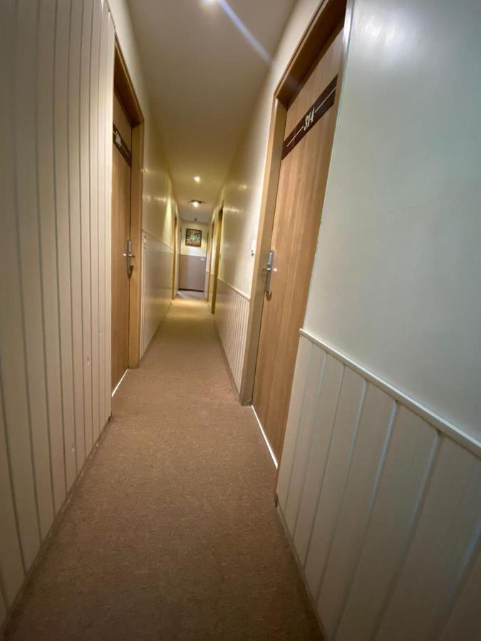Hotel Airport Prime -Near Mumbai International Airport Andheri East מראה חיצוני תמונה